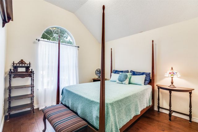 8706 Brookhollow Drive, Rowlett, TX 75089