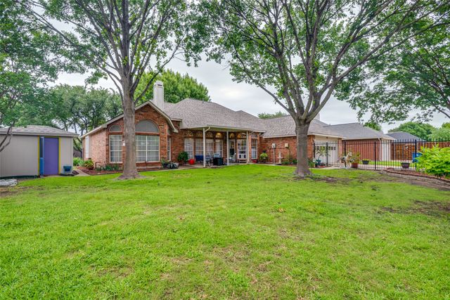 8706 Brookhollow Drive, Rowlett, TX 75089