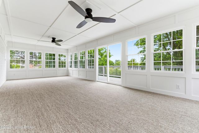 824 N Pope Lick Rd, Louisville, KY 40243