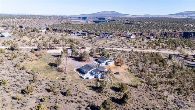 5200 NW Antelope Drive, Terrebonne, OR 97760