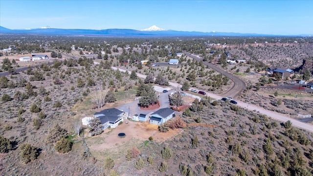 5200 NW Antelope Drive, Terrebonne, OR 97760