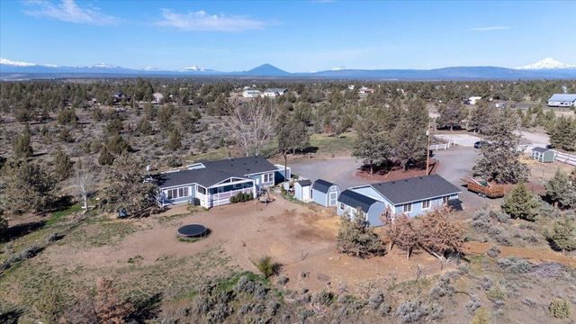 5200 NW Antelope Drive, Terrebonne, OR 97760