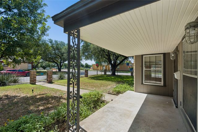 3616 Harwen Terrace, Fort Worth, TX 76109