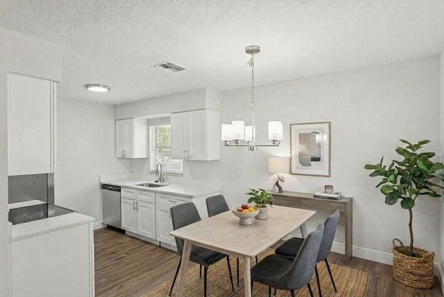 433 APOPKA HILLS CIRCLE, Apopka, FL 32703