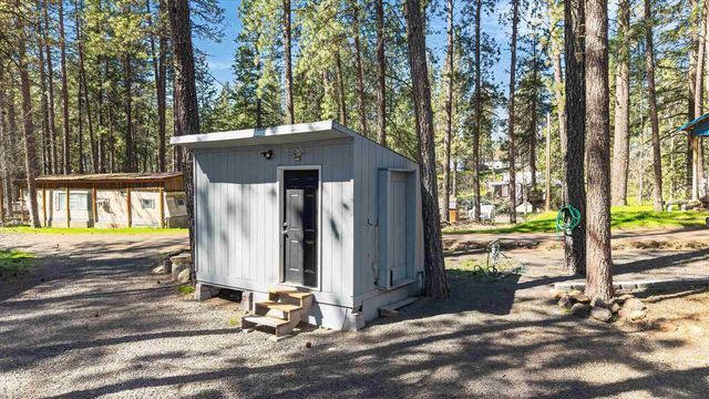 13901 S Clear Lake Way, Cheney, WA 99004
