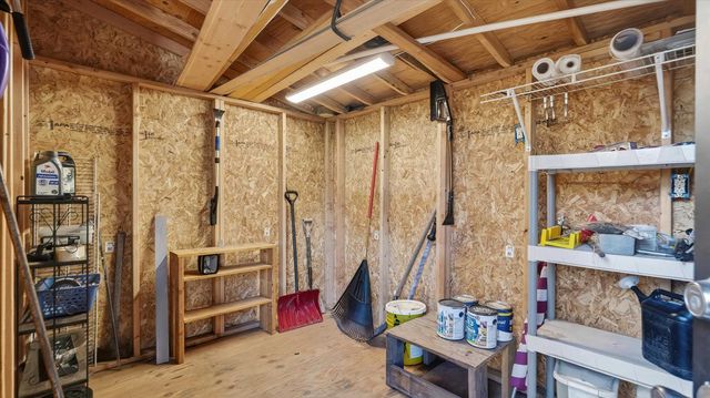13901 S Clear Lake Way, Cheney, WA 99004