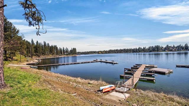 13901 S Clear Lake Way, Cheney, WA 99004