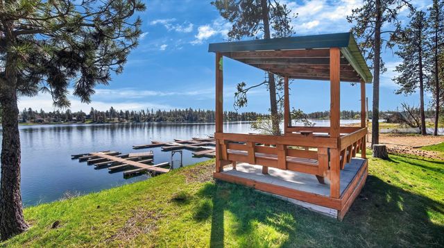 13901 S Clear Lake Way, Cheney, WA 99004
