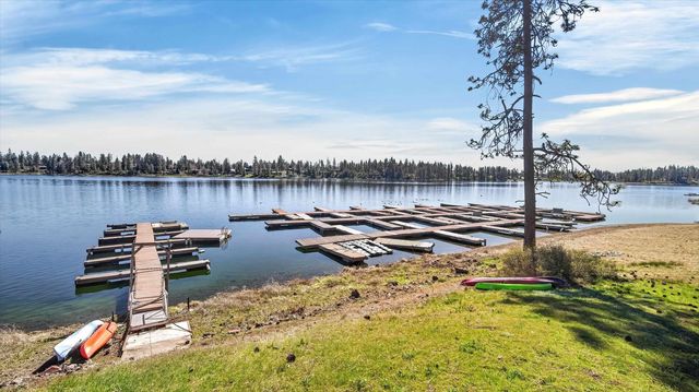 13901 S Clear Lake Way, Cheney, WA 99004