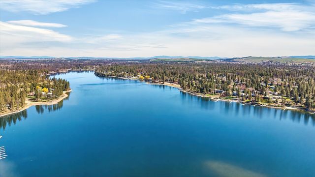 13901 S Clear Lake Way, Cheney, WA 99004