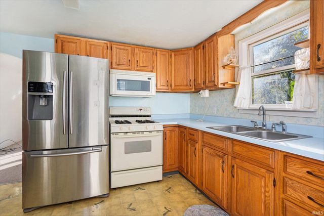 54841 San Jose Boulevard, Elkhart, IN 46514