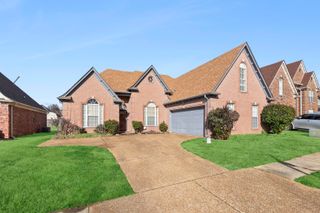 7142 FERNBANK LN, Unicorp/memphis, TN 38125