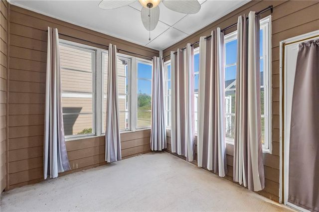 6616 Splashwater Drive, Flowery Branch, GA 30542