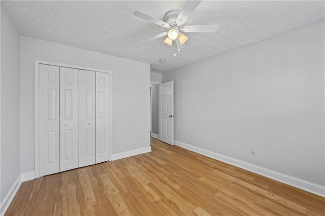 6616 Splashwater Drive, Flowery Branch, GA 30542