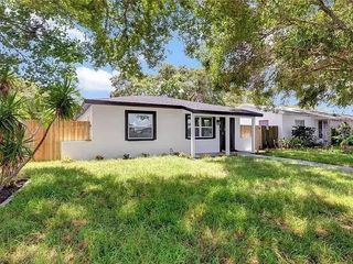 2450 40TH AVENUE N, St Petersburg, FL 33714
