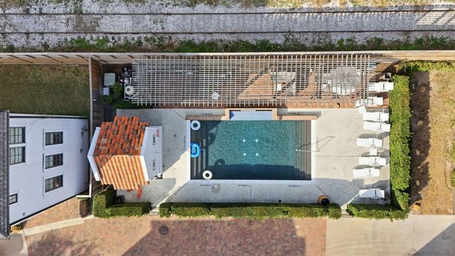 2707 Cohn Trail, Houston, TX 77007