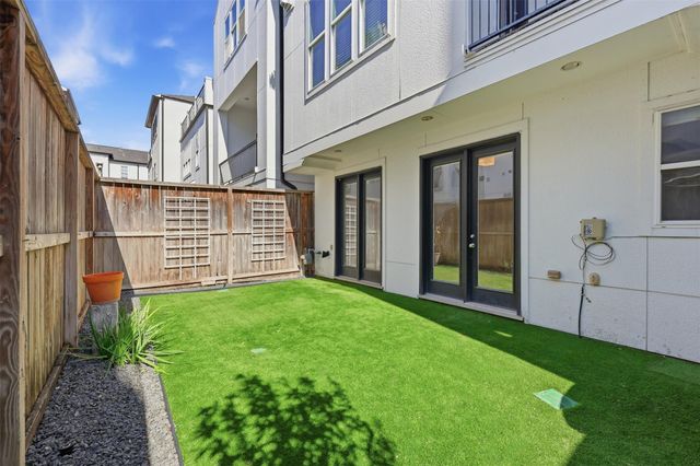 2707 Cohn Trail, Houston, TX 77007