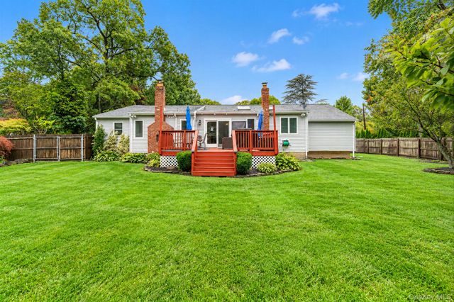 3 Putter Lane, Middle Island, NY 11953