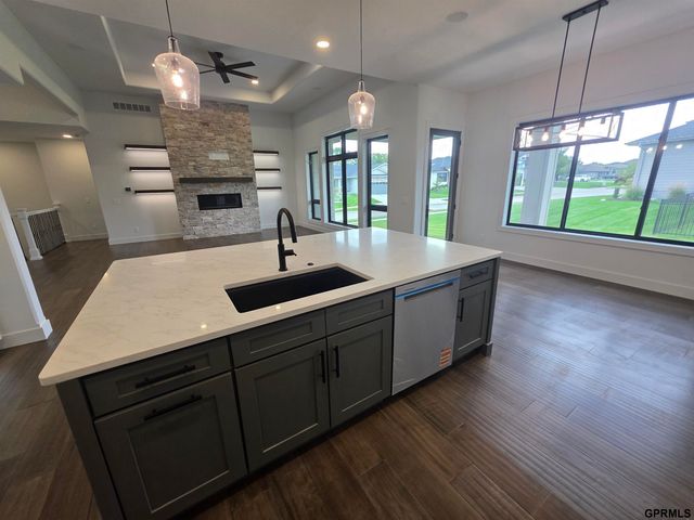 16701 Sheffield Street, Bennington, NE 68007