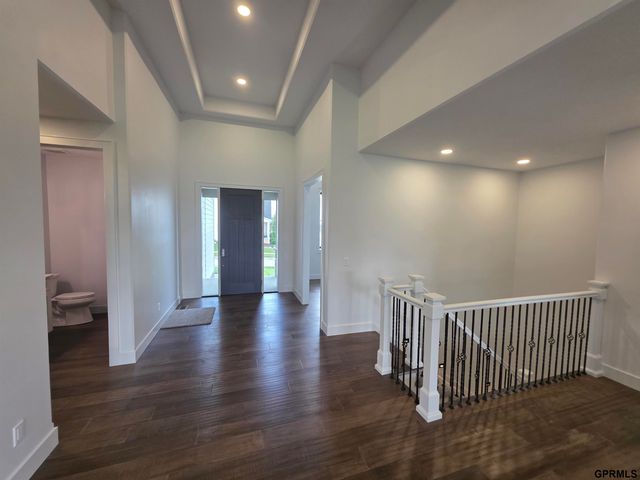 16701 Sheffield Street, Bennington, NE 68007