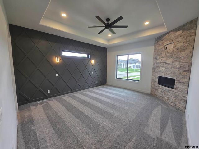 16701 Sheffield Street, Bennington, NE 68007