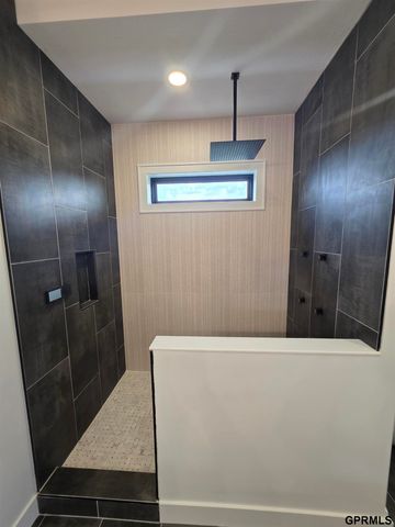 16701 Sheffield Street, Bennington, NE 68007
