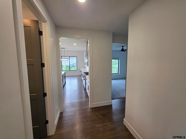 16701 Sheffield Street, Bennington, NE 68007