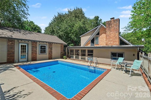 21021 Entrada Drive, Cornelius, NC 28031