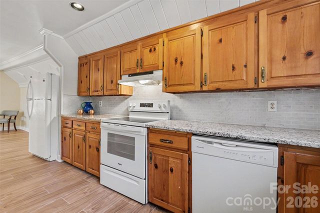 21021 Entrada Drive, Cornelius, NC 28031