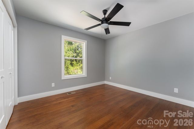 21 Justice Ridge Terrace, Candler, NC 28715