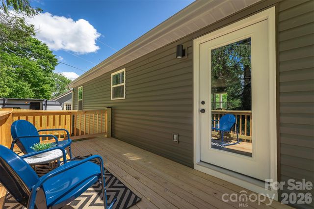 21 Justice Ridge Terrace, Candler, NC 28715