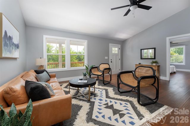 21 Justice Ridge Terrace, Candler, NC 28715