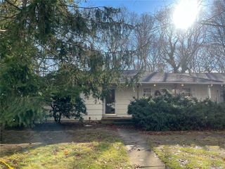 42 Peeker Avenue, Mastic Beach, NY 11951