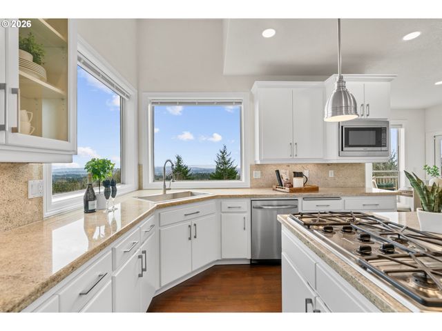 4139 Nw TWILIGHT Ter, Portland, OR 97229