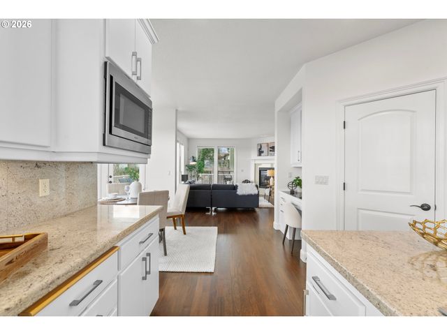 4139 Nw TWILIGHT Ter, Portland, OR 97229