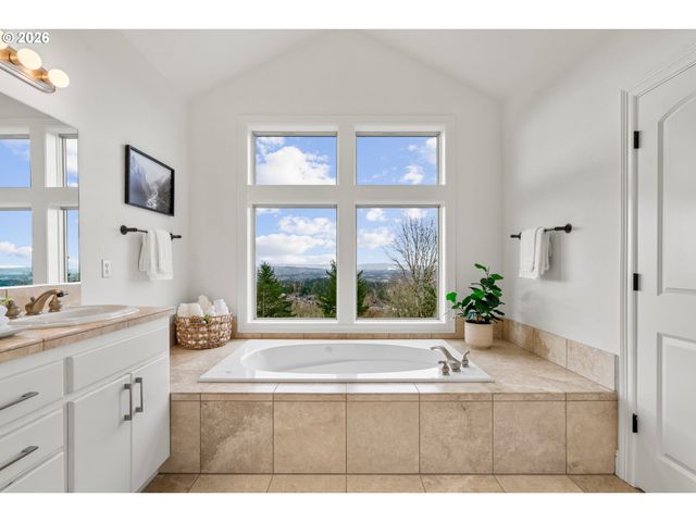 4139 Nw TWILIGHT Ter, Portland, OR 97229