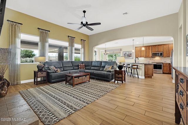 31752 S Summerwind Drive, Oracle, AZ 85623