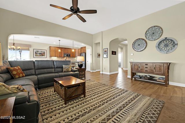 31752 S Summerwind Drive, Oracle, AZ 85623