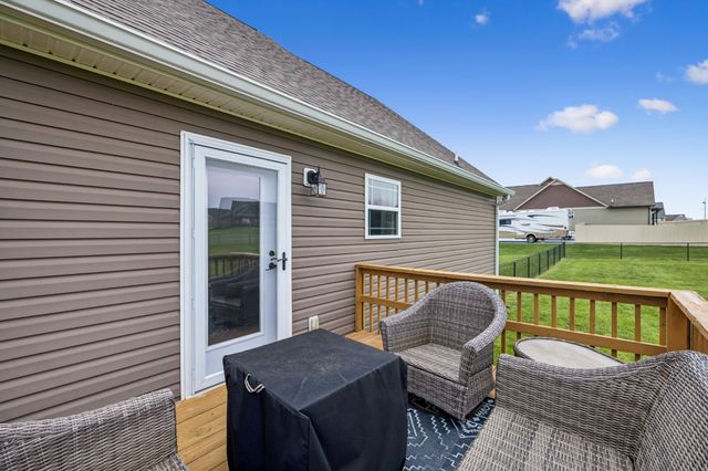 407 Richland Farms Dr, Manchester, TN 37355