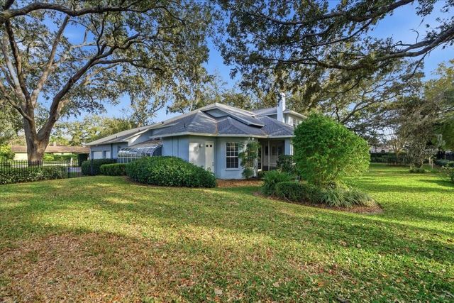 12002 HOPE LANE, Tampa, FL 33618