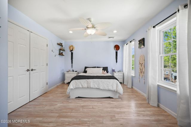 717 Main Street, Belford, NJ 07718