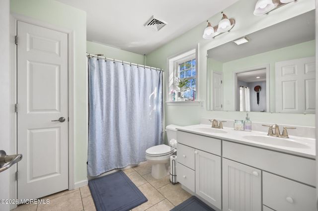 717 Main Street, Belford, NJ 07718