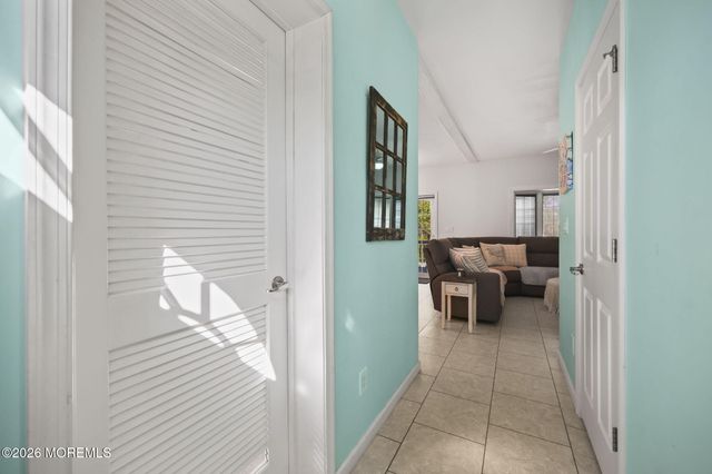 717 Main Street, Belford, NJ 07718