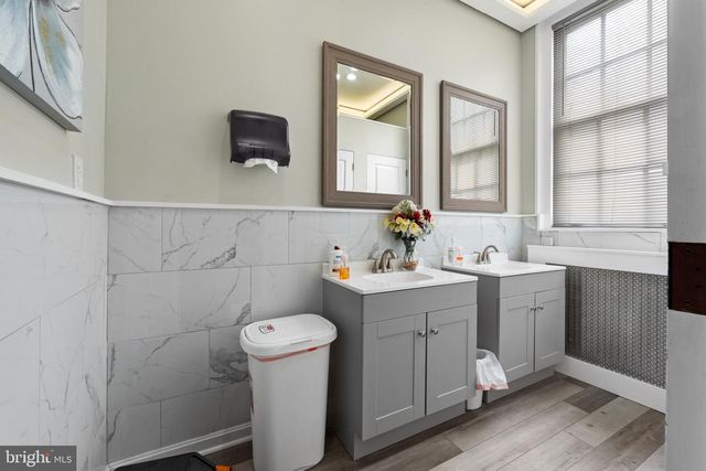 3501 BUNKER HILL RD, Mount Rainier, MD 20712