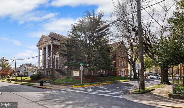 3501 BUNKER HILL RD, Mount Rainier, MD 20712