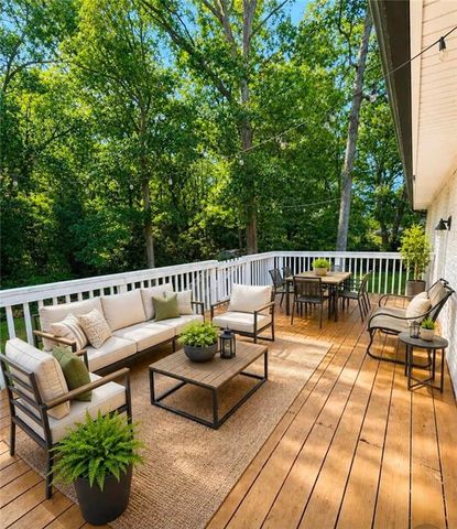 1018 Oakton Drive SW, Marietta, GA 30060