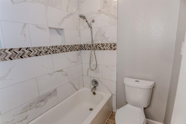 20031 Woodhall Lane, Humble, TX 77338