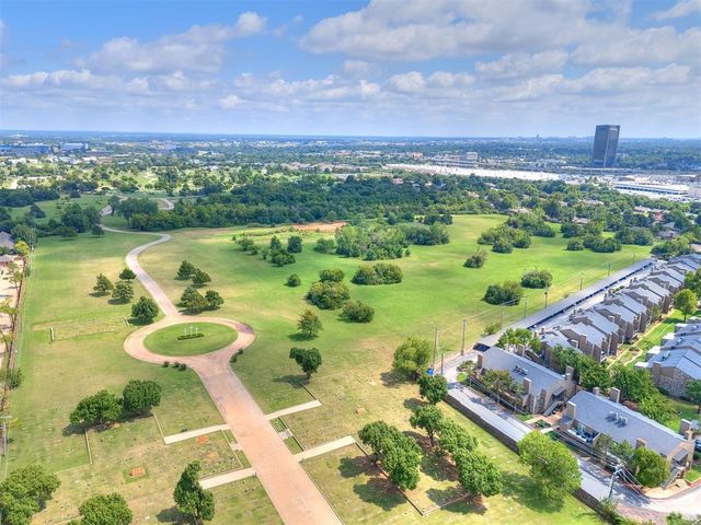 6000 N Pennsylvania Avenue 218-B, Oklahoma City, OK 73112