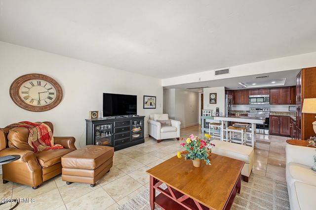 7940 E CAMELBACK Road 111, Scottsdale, AZ 85251