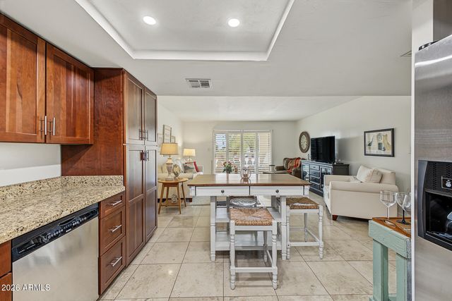 7940 E CAMELBACK Road 111, Scottsdale, AZ 85251